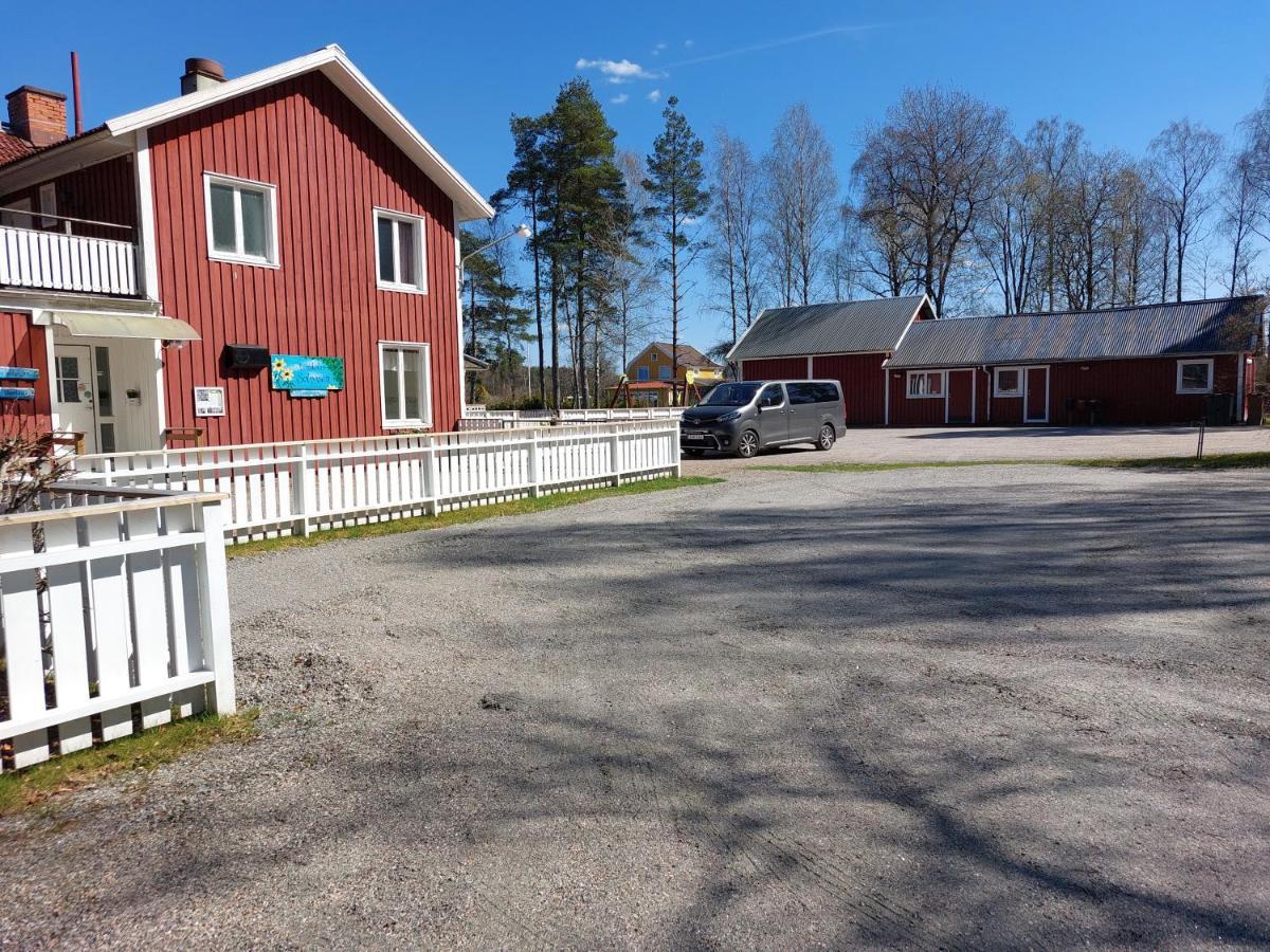 Penzion Flora Dekor Gaestgard, Lenagarden Alingsås Exteriér fotografie